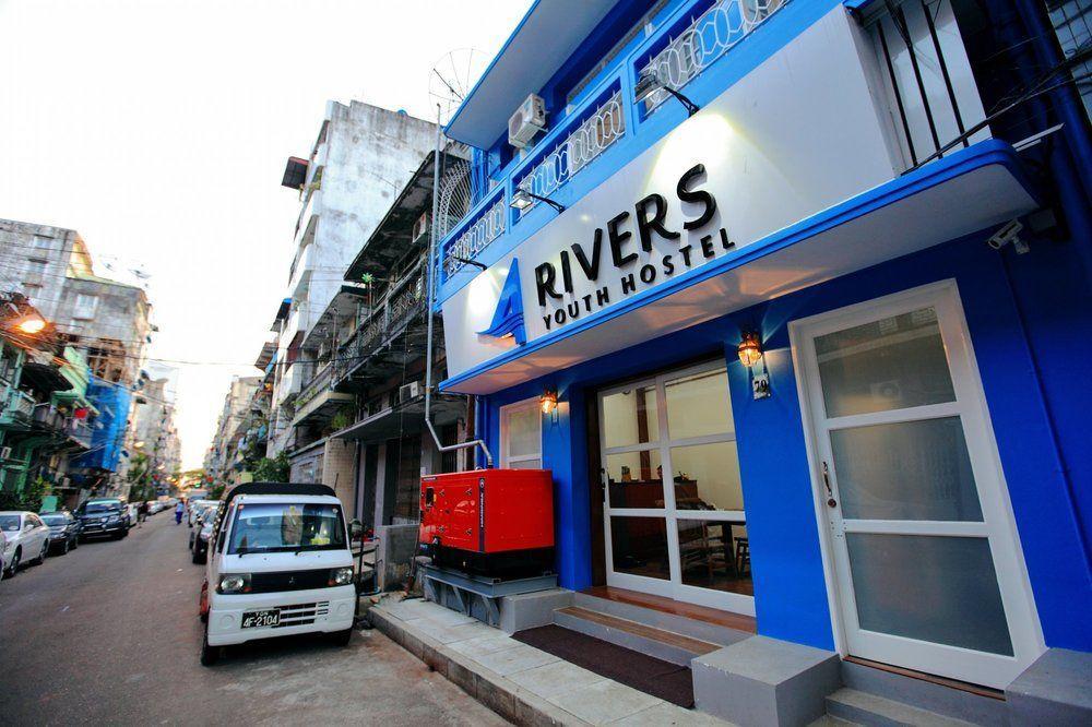 יאנגון Four Rivers Youth Hostel מראה חיצוני תמונה