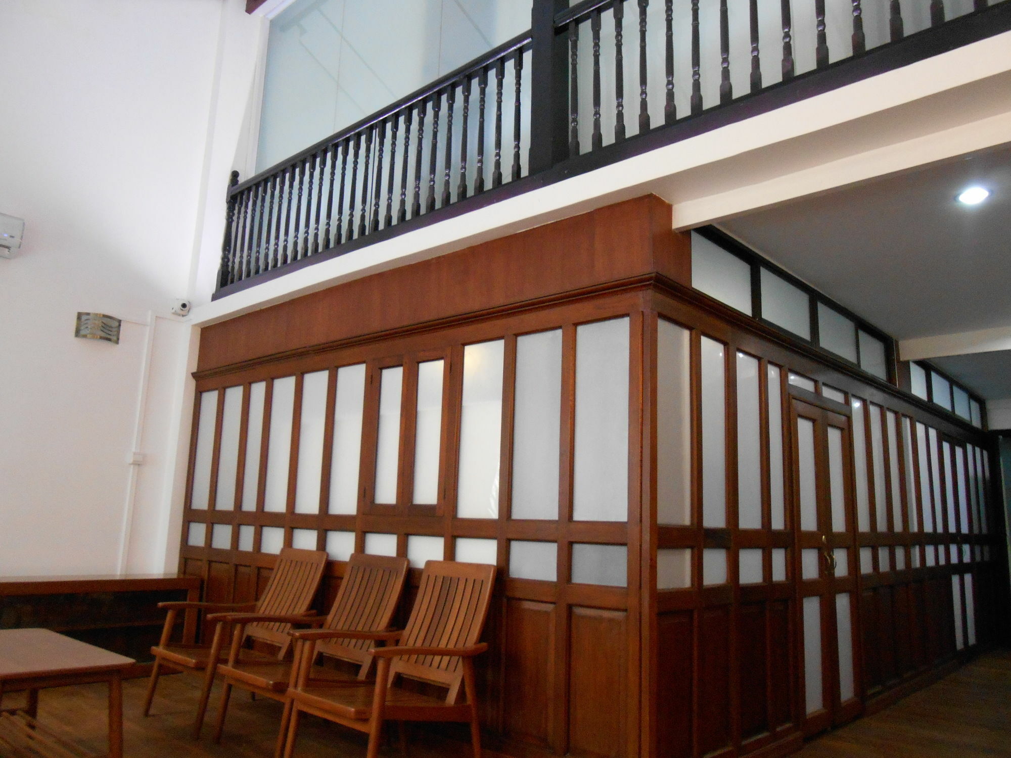 יאנגון Four Rivers Youth Hostel מראה חיצוני תמונה